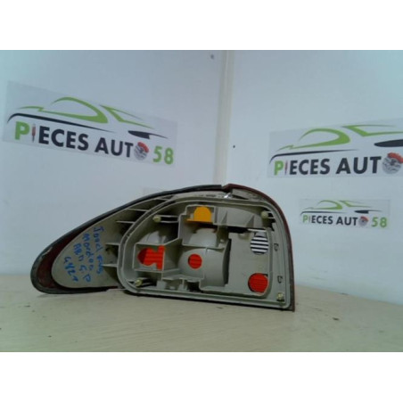 Feu arriere principal droit (feux) FORD MONDEO 1 PHASE 1 d’occasion