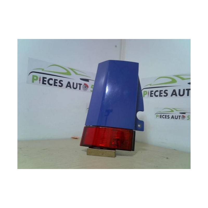Anti brouillard arriere gauche OPEL MERIVA A PHASE 1 d’occasion