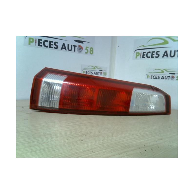 Feu arriere principal gauche (feux) OPEL MERIVA A PHASE 1 d’occasion