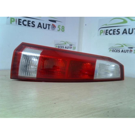 Feu arriere principal gauche (feux) OPEL MERIVA A PHASE 1 d’occasion