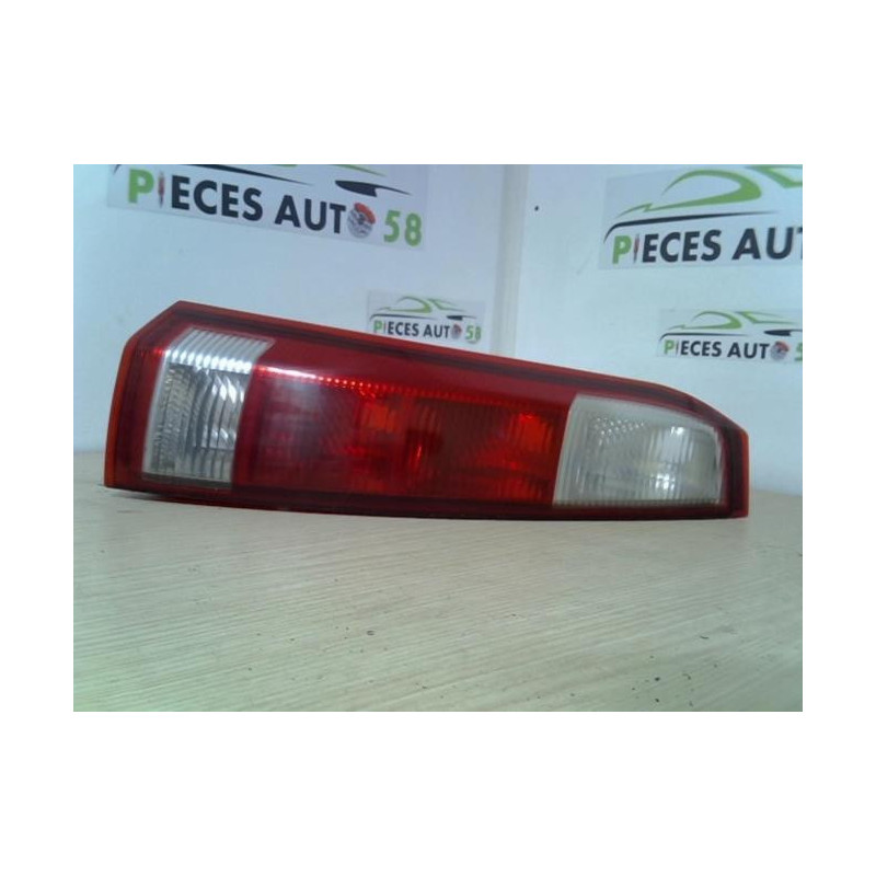 Feu arriere principal gauche (feux) OPEL MERIVA A PHASE 1 d’occasion