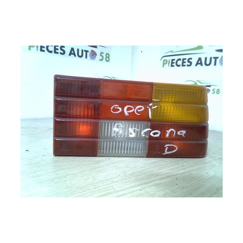 Feu arriere principal droit (feux) OPEL  d’occasion