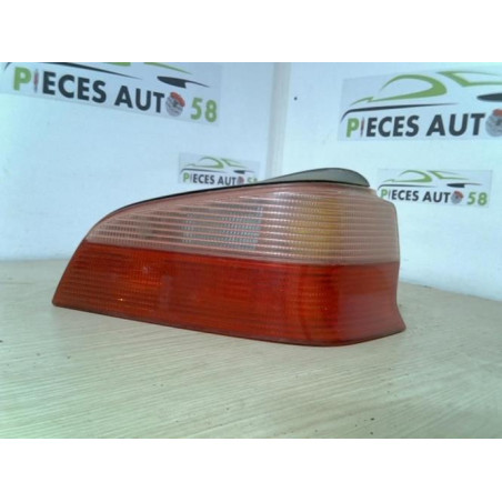 Feu arriere principal droit (feux) PEUGEOT 106 PHASE 2 d’occasion