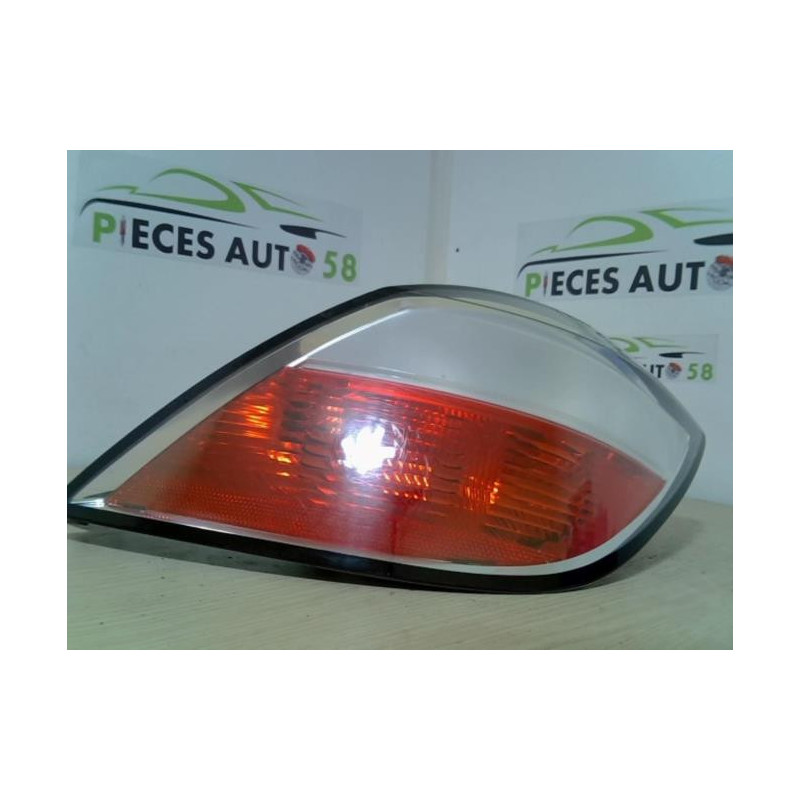 Feu arriere principal droit (feux) OPEL ASTRA H PHASE 1 d’occasion