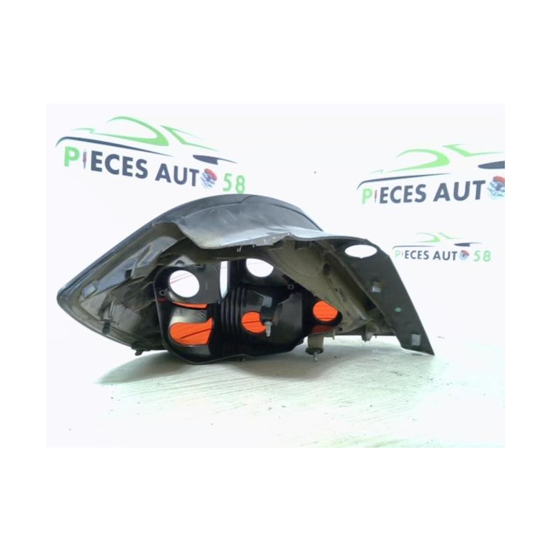 Feu arriere principal droit (feux) OPEL ASTRA H PHASE 1 d’occasion