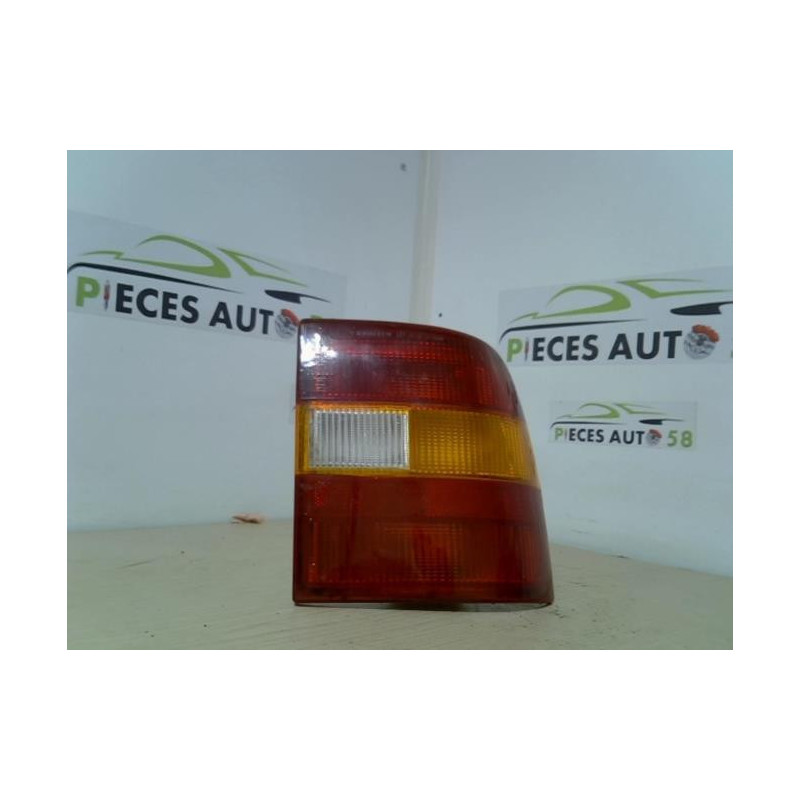 Feu arriere principal droit (feux) OPEL  d’occasion