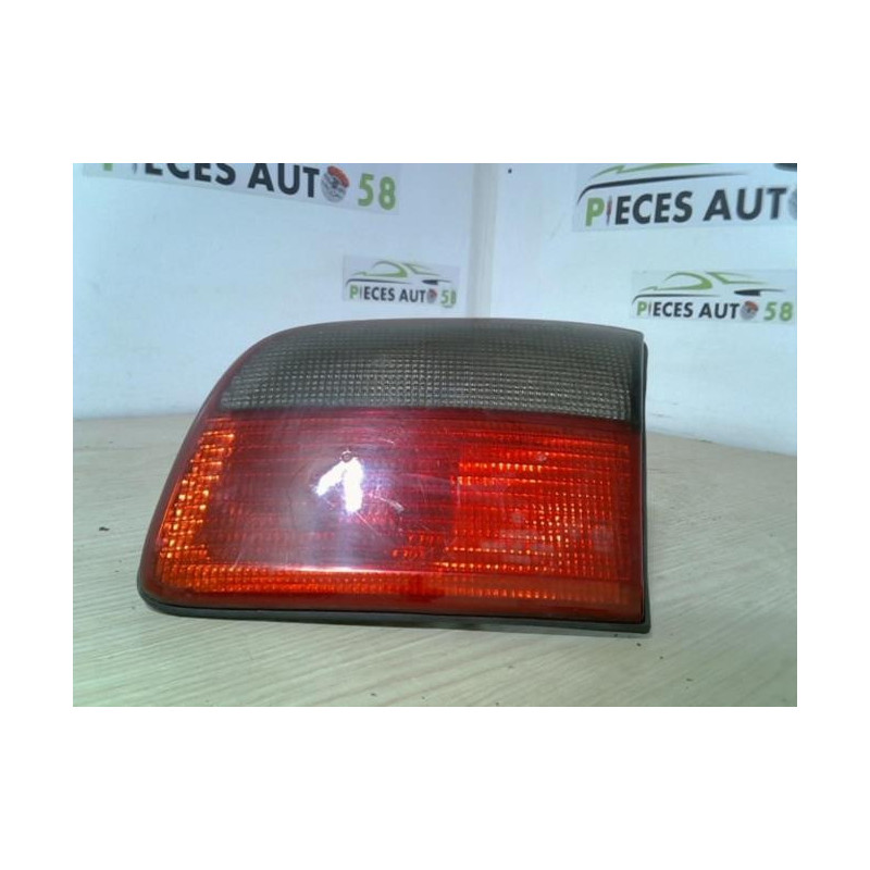 Feu arriere secondaire droit (feux) OPEL 2.5 TD 130 d’occasion