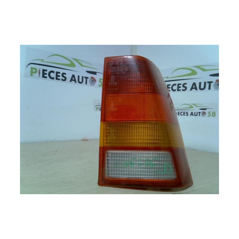 Feu arriere principal droit (feux) OPEL  d’occasion