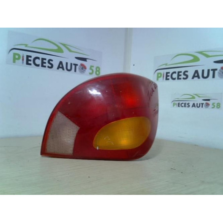 Feu arriere principal droit (feux) FORD  d’occasion