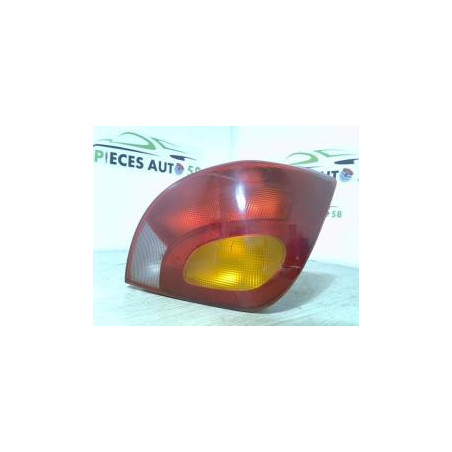 Feu arriere principal droit (feux) FORD FIESTA 4 PHASE 1 d’occasion