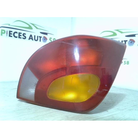 Feu arriere principal droit (feux) FORD FIESTA 4 PHASE 1 d’occasion