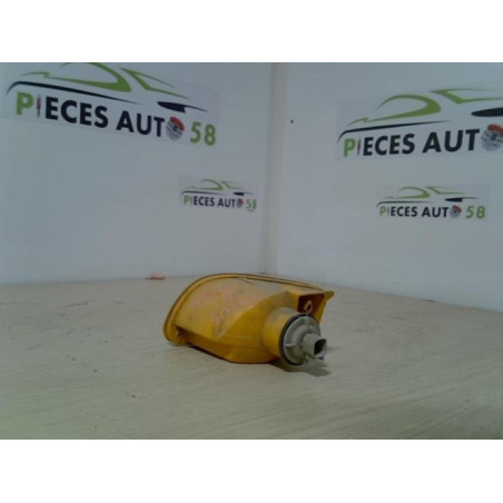 Optique avant secondaire droit (feux)(clignotant) FORD  d’occasion