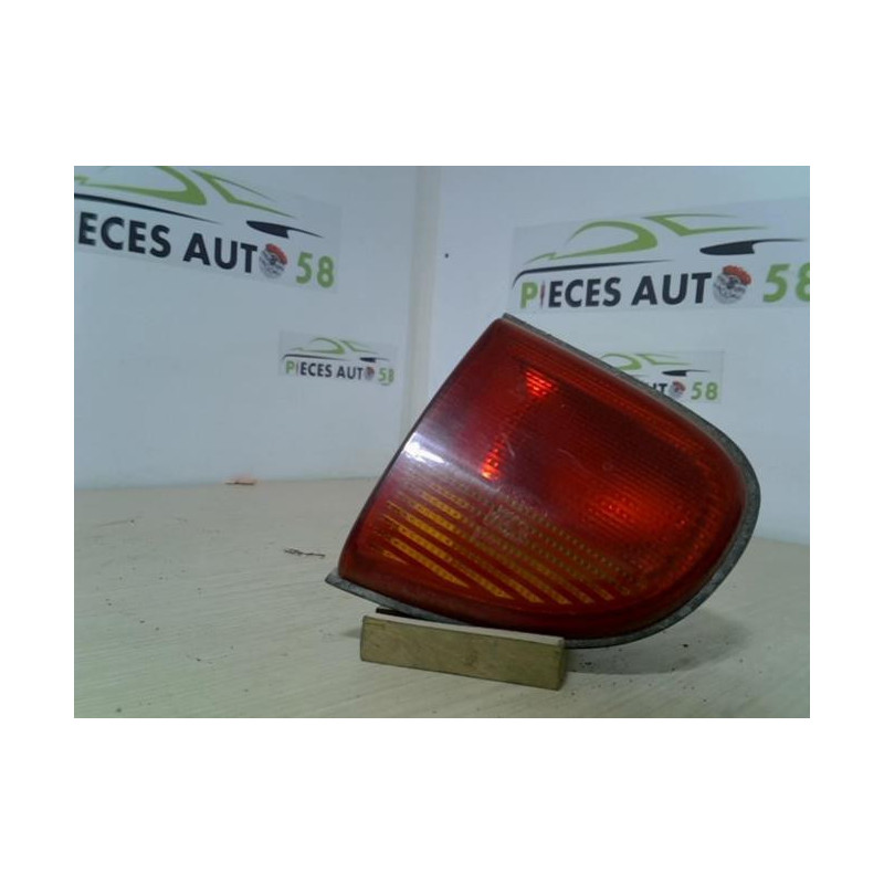 Feu arriere secondaire gauche (feux) FORD  d’occasion