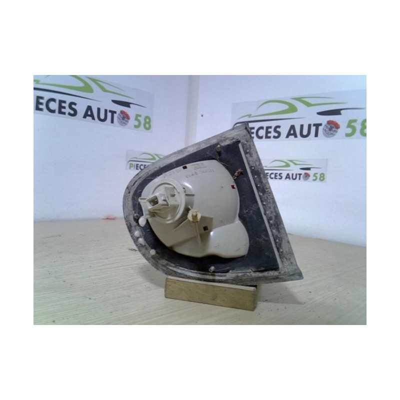 Feu arriere secondaire gauche (feux) FORD  d’occasion