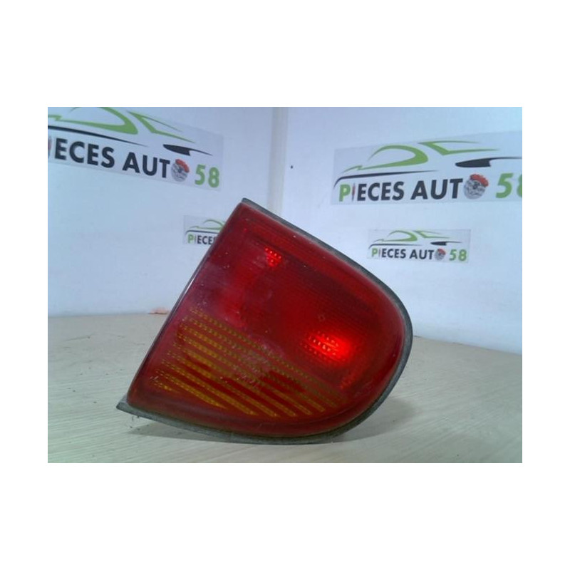 Feu arriere secondaire gauche (feux) FORD  d’occasion