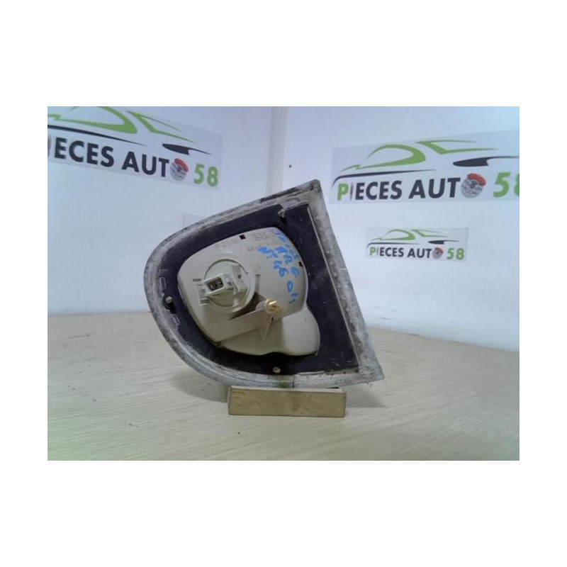 Feu arriere secondaire gauche (feux) FORD  d’occasion