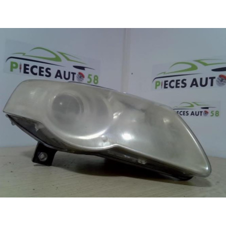 Optique avant principal droit (feux)(phare) VOLKSWAGEN PASSAT 5 d’occasion