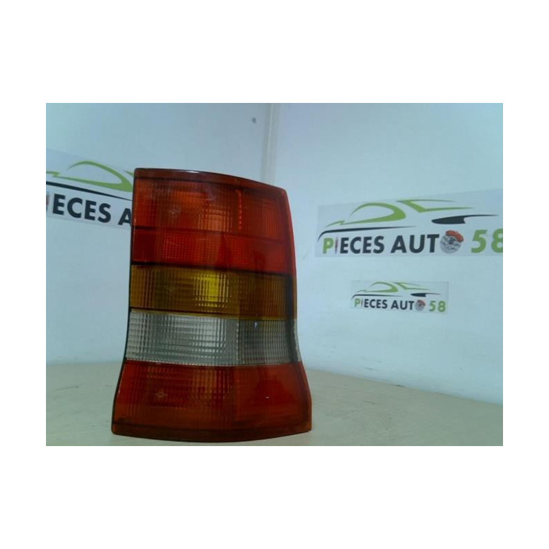 Feu arriere principal droit (feux) OPEL ASTRA F PHASE 1 BREAK d’occasion