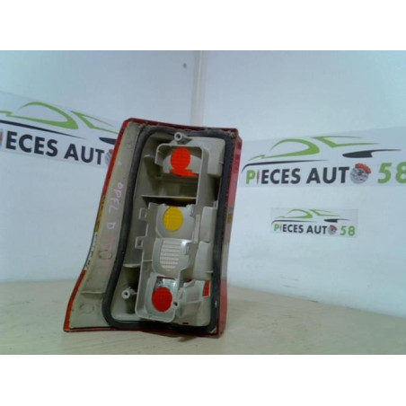 Feu arriere principal droit (feux) OPEL ASTRA F PHASE 1 BREAK d’occasion