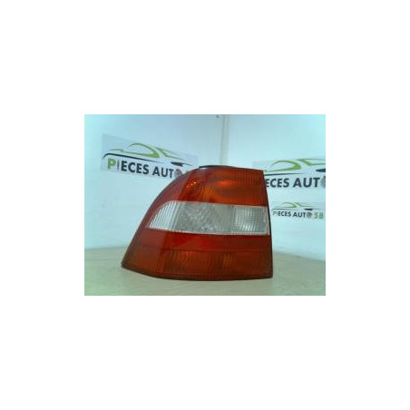 Feu arriere principal gauche (feux) OPEL VECTRA B PHASE 1 d’occasion