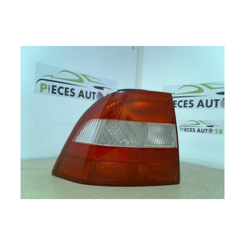 Feu arriere principal gauche (feux) OPEL VECTRA B PHASE 1 d’occasion