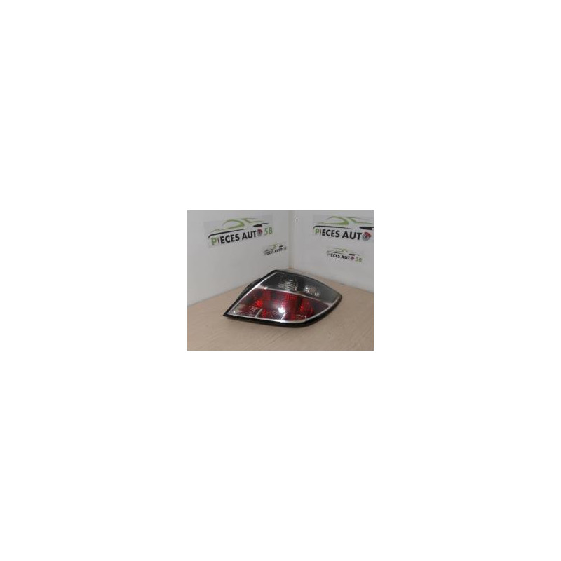 Feu arriere principal droit (feux) OPEL ASTRA H GTC PHASE 1 d’occasion