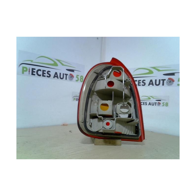 Feu arriere principal droit (feux) OPEL CORSA B PHASE 1 d’occasion
