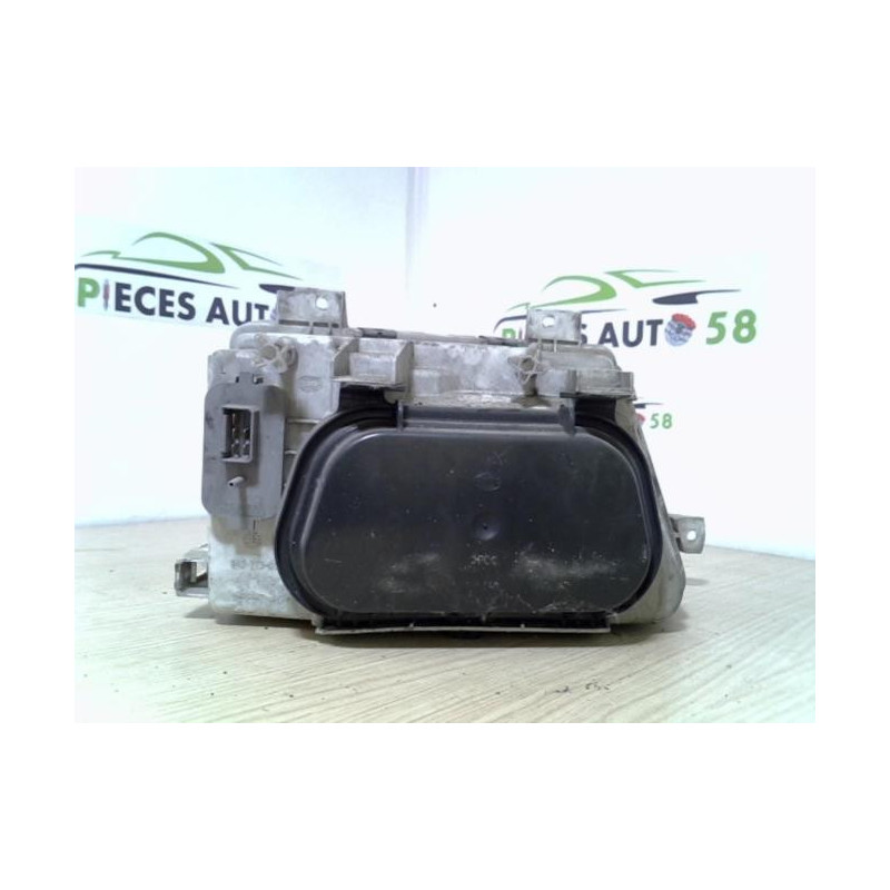 Optique avant principal gauche (feux)(phare) MERCEDES SPRINTER 1 PHASE 1 d’occasion