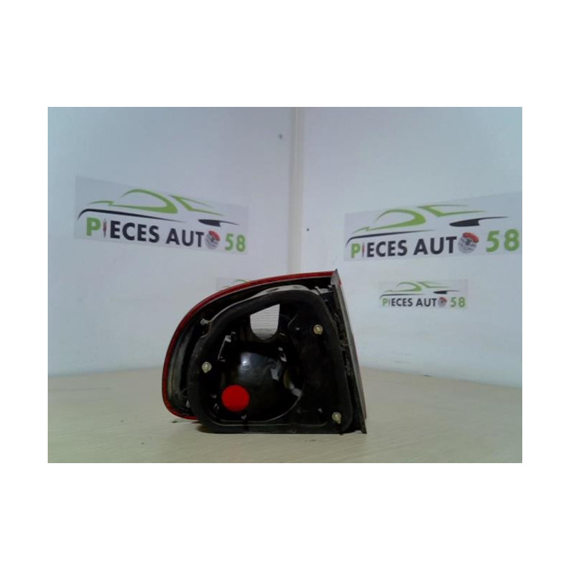 Feu arriere principal droit (feux) SEAT TOLEDO 2 d’occasion