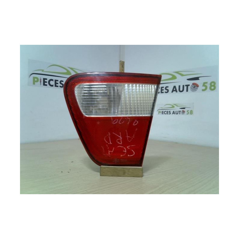 Feu arriere secondaire droit (feux) SEAT CORDOBA 1 PHASE 2 d’occasion
