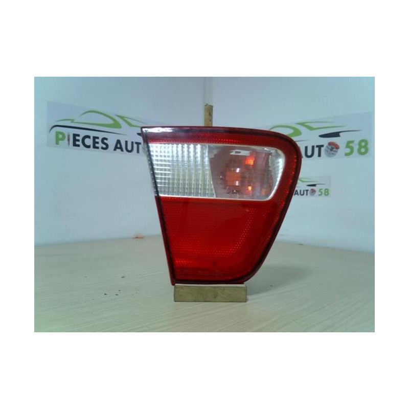Feu arriere secondaire gauche (feux) SEAT CORDOBA 1 PHASE 2 d’occasion