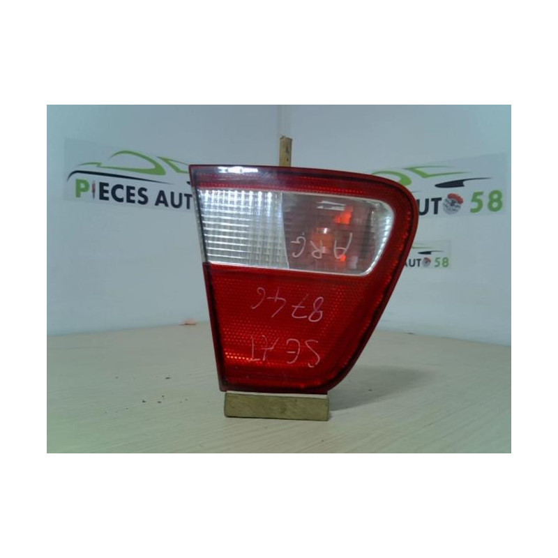 Feu arriere secondaire gauche (feux) SEAT CORDOBA 1 PHASE 2 d’occasion