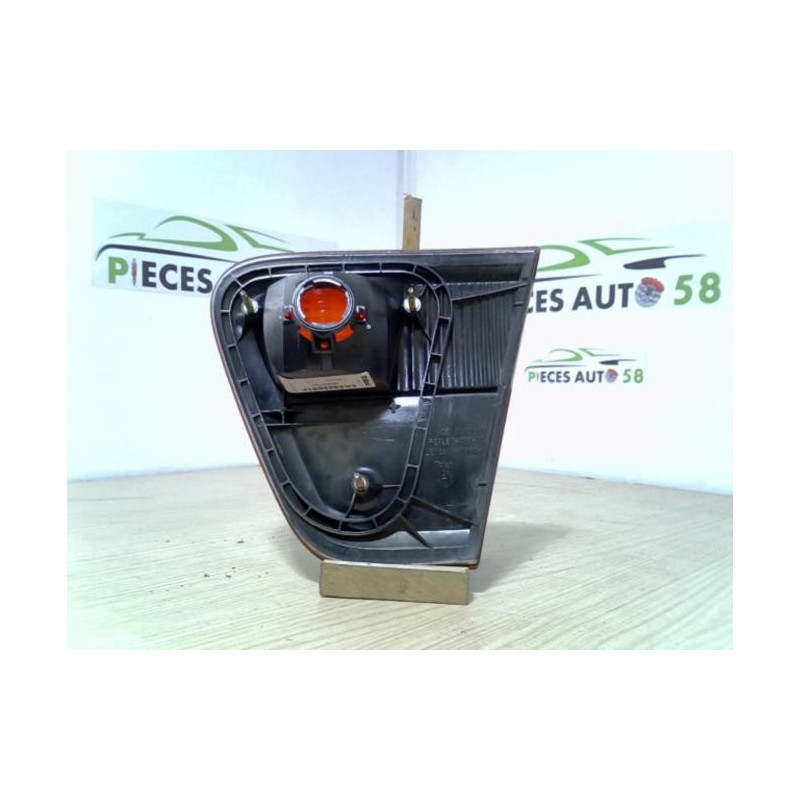 Feu arriere secondaire gauche (feux) SEAT CORDOBA 1 PHASE 2 d’occasion