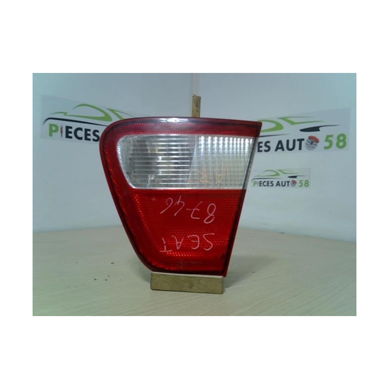 Feu arriere secondaire droit (feux) SEAT CORDOBA 1 PHASE 2 d’occasion