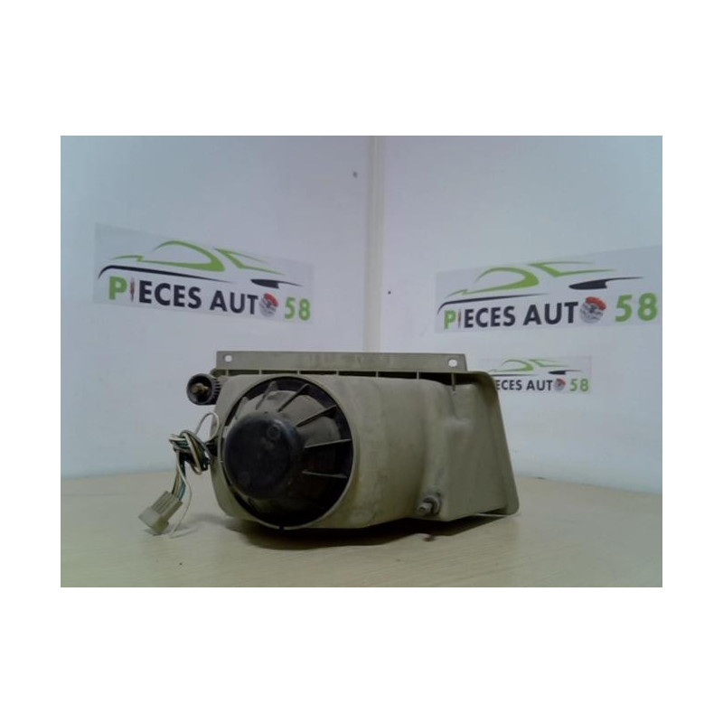 Optique avant principal gauche (feux)(phare) SEAT  d’occasion