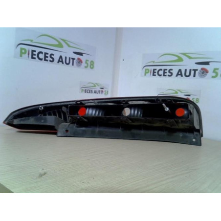 Feu arriere principal gauche (feux) FORD FIESTA 5 PHASE 1 d’occasion