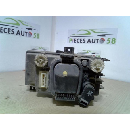 Optique avant principal droit (feux)(phare) SEAT  d’occasion