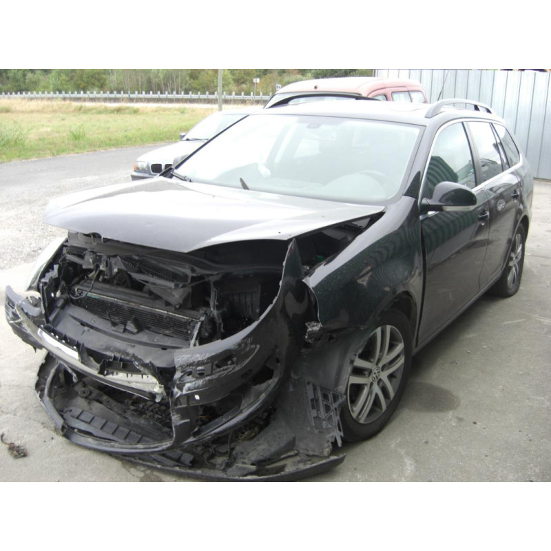 Platine feu arriere gauche VOLKSWAGEN GOLF 5 BREAK d’occasion