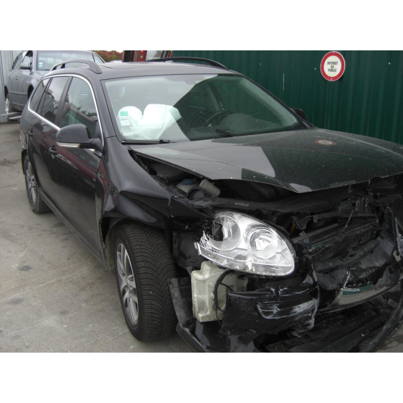 Platine feu arriere gauche VOLKSWAGEN GOLF 5 BREAK d’occasion