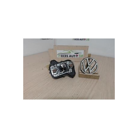 Platine feu arriere droit VOLKSWAGEN GOLF 5 d’occasion