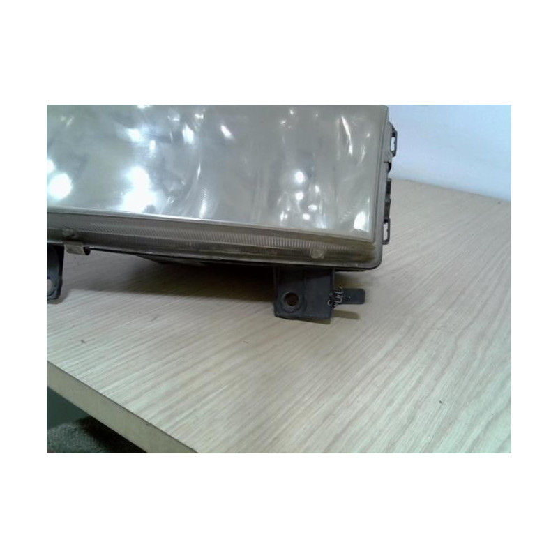 Optique avant principal gauche (feux)(phare) VOLKSWAGEN POLO 3 PHASE 2 d’occasion