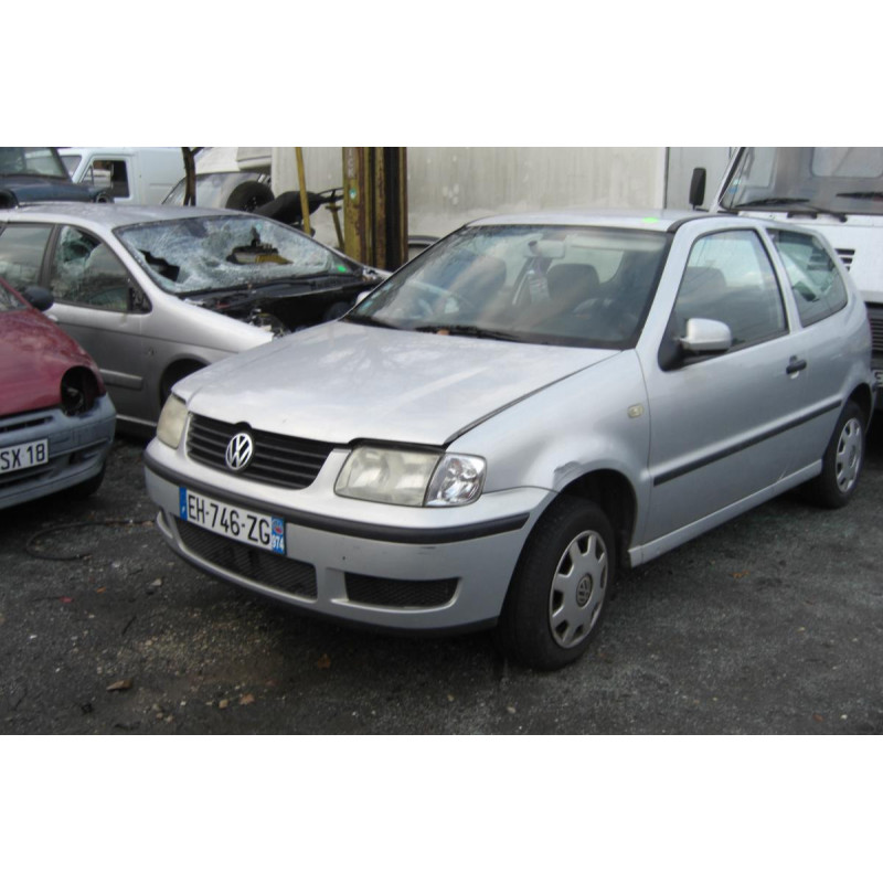 Optique avant principal gauche (feux)(phare) VOLKSWAGEN POLO 3 PHASE 2 d’occasion