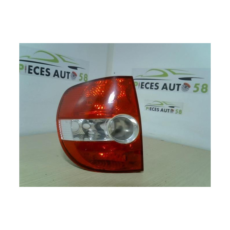 Feu arriere principal gauche (feux) VOLKSWAGEN FOX d’occasion