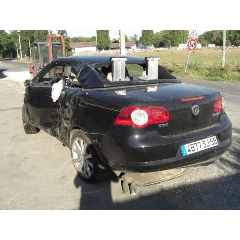 Feu arriere principal droit (feux) VOLKSWAGEN EOS CABRIO PHASE 1 d’occasion