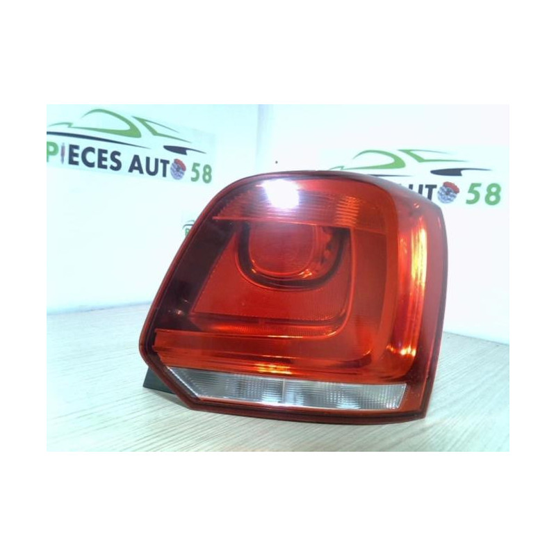 Feu arriere principal droit (feux) VOLKSWAGEN POLO 5 PHASE 1 d’occasion