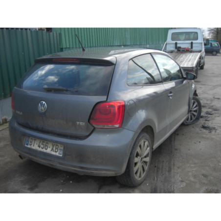 Feu arriere principal droit (feux) VOLKSWAGEN POLO 5 PHASE 1 d’occasion