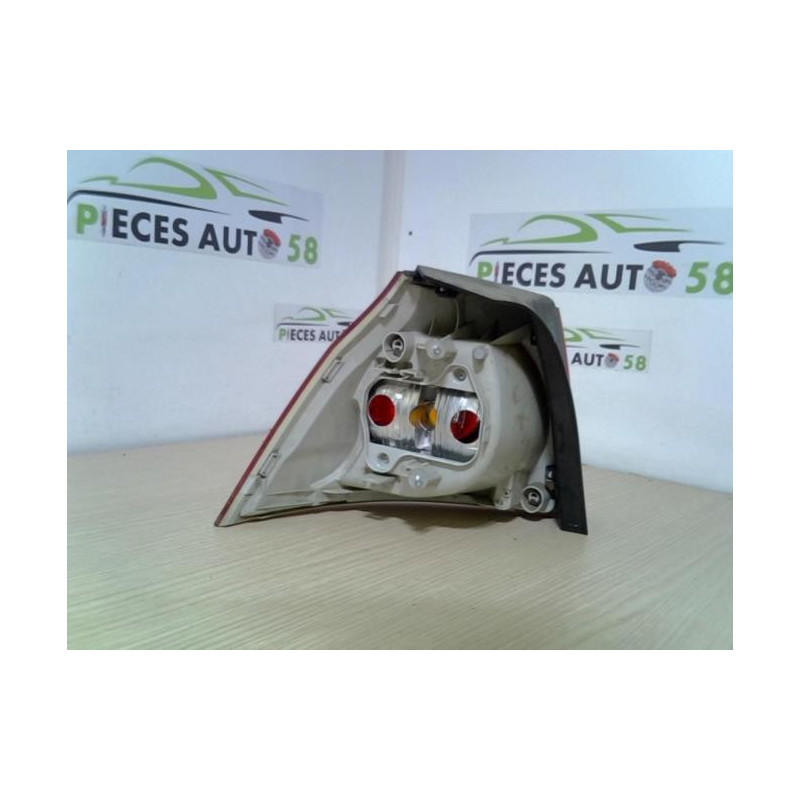 Feu arriere principal droit (feux) VOLKSWAGEN GOLF 5 d’occasion