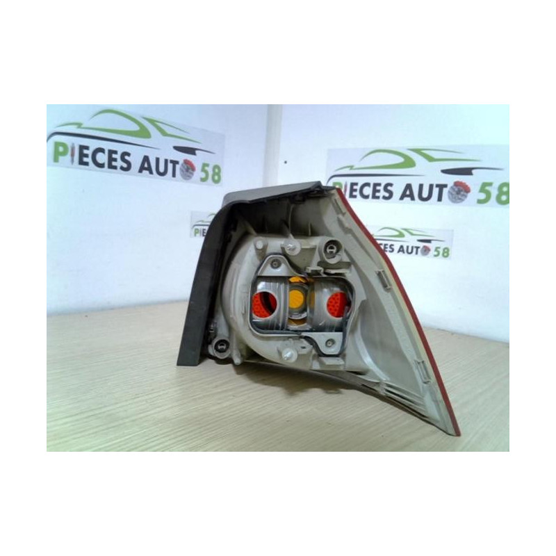 Feu arriere principal gauche (feux) VOLKSWAGEN GOLF 5 d’occasion