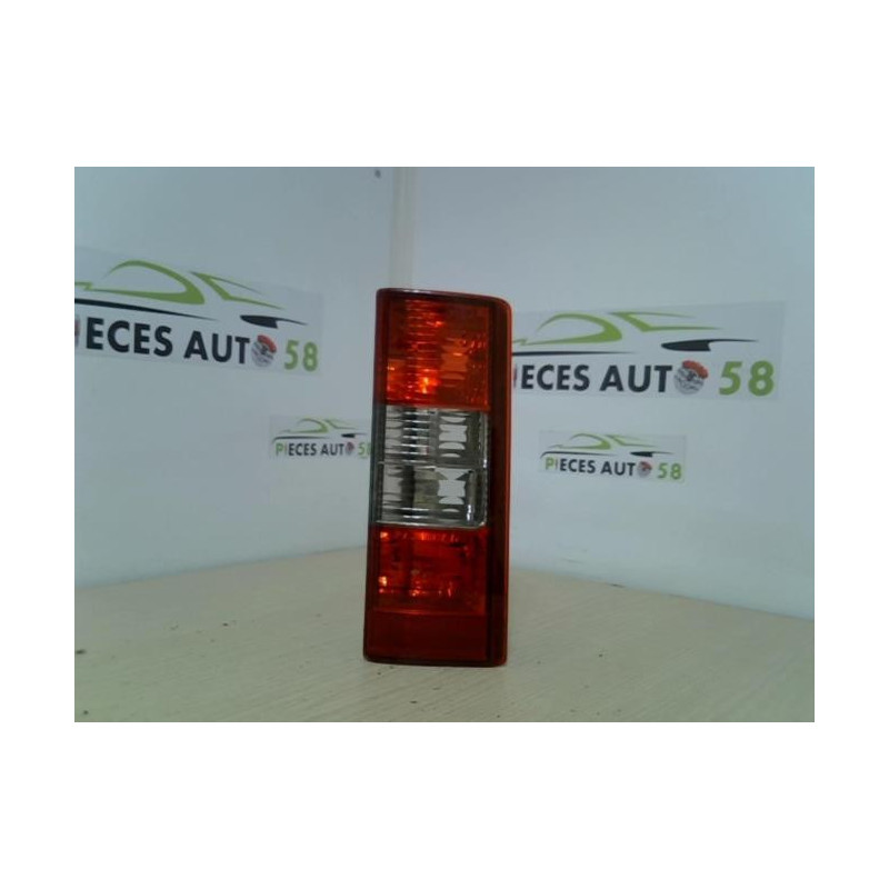 Feu arriere principal droit (feux) OPEL COMBO C PHASE 1 d’occasion