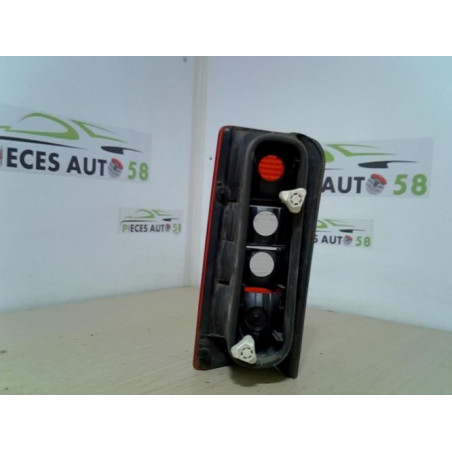 Feu arriere principal droit (feux) OPEL COMBO C PHASE 1 d’occasion